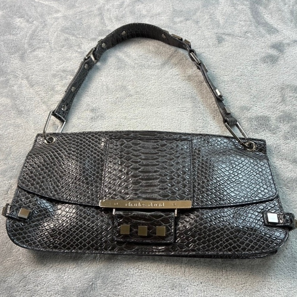 Charles David Black Snakeskin Embossed Shoulder Bag Silver Studded Baguette Y2K - Picture 2 of 14